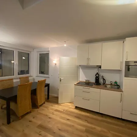 Minos Apartament *